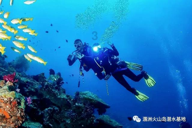 蓝色微笑方块选关版